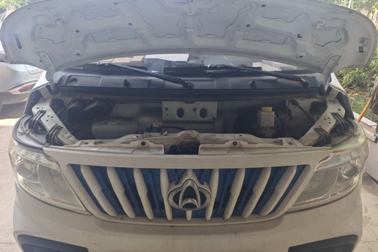 Used CHANGAN KAICHENG Ruixing EM80 2022 Flat Roof with Liftgate 2 Seats 60kW 41.86kWh Engine Bay