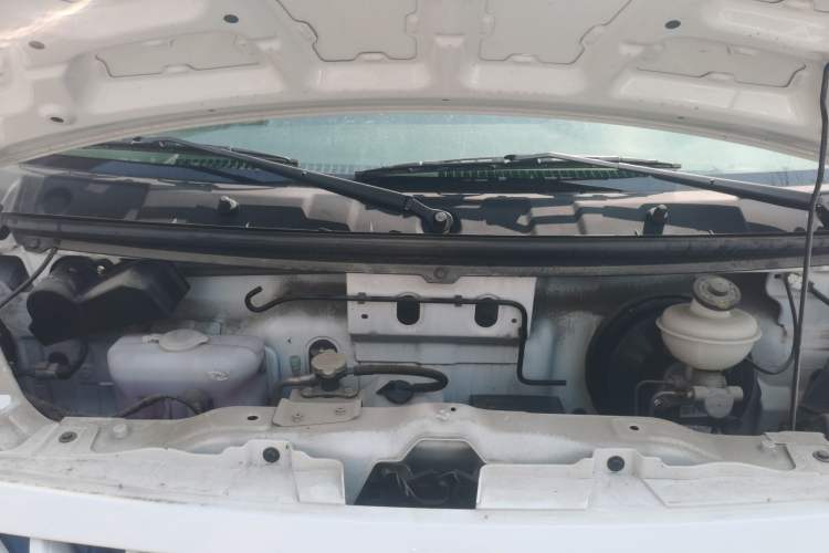 Used CHANGAN KAICHENG Ruixing EM80 2022 Flat-Top Side-Hinged Doors 7 Seats 41.86 kWh Engine Bay