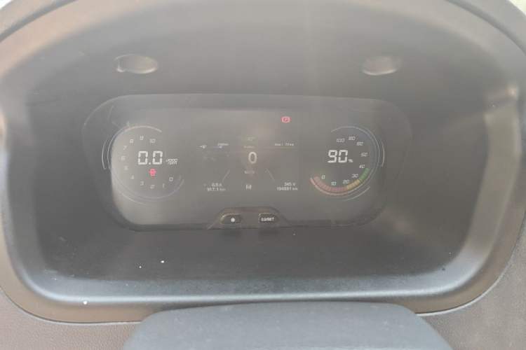Used CHANGAN KAICHENG Ruixing EM80 2022 Flat Roof with Liftgate 2 Seats 60kW 41.86kWh Instrument Cluster