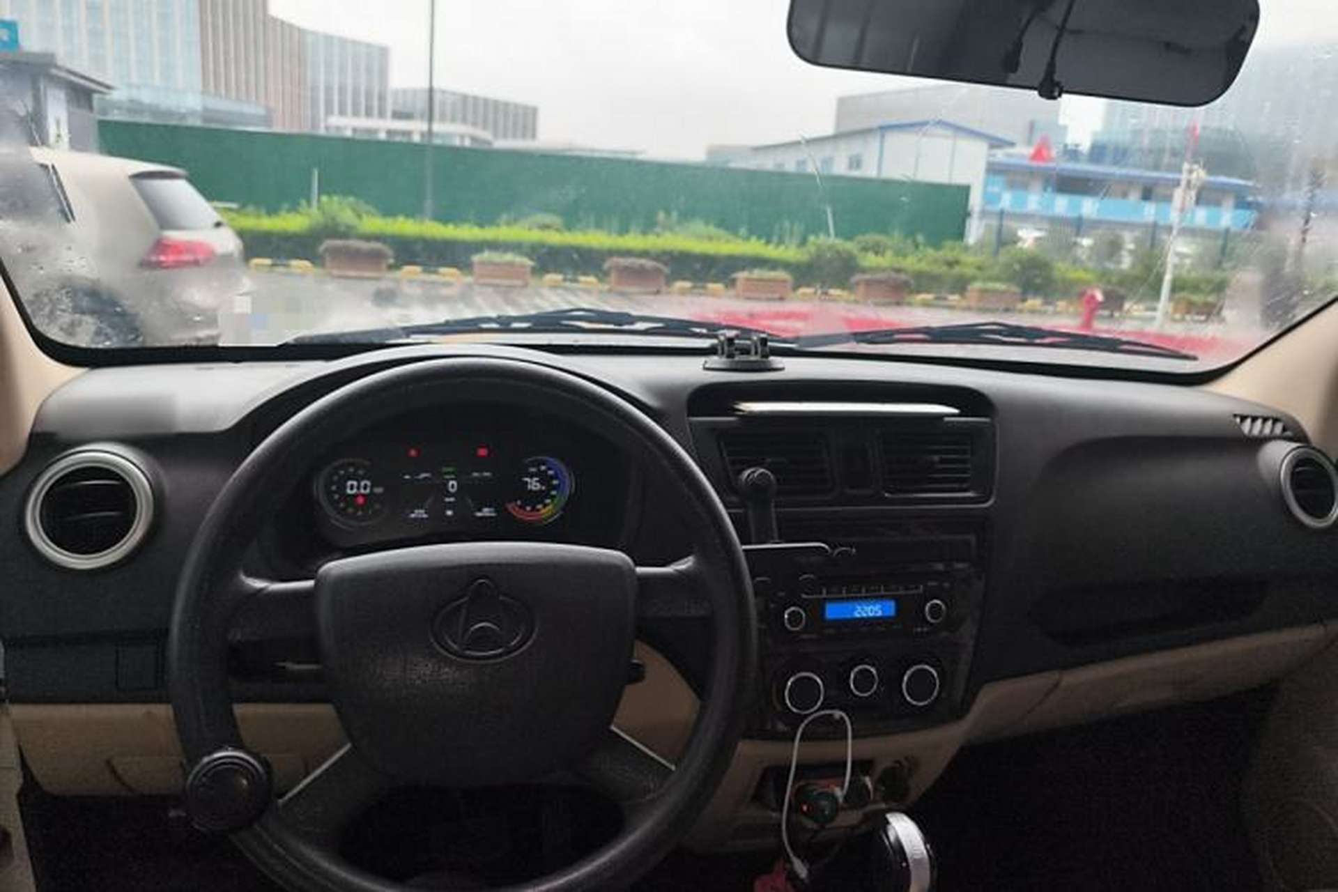 Used CHANGAN KAICHENG Ruixing EM80 2022 Flat Roof with Liftgate 2 Seats 60kW 41.86kWh Interior 2