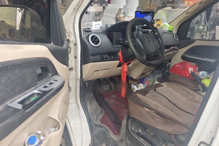 Used CHANGAN KAICHENG Ruixing EM80 2022 Flat Roof with Liftgate 2 Seats 60kW 41.86kWh Interior 3