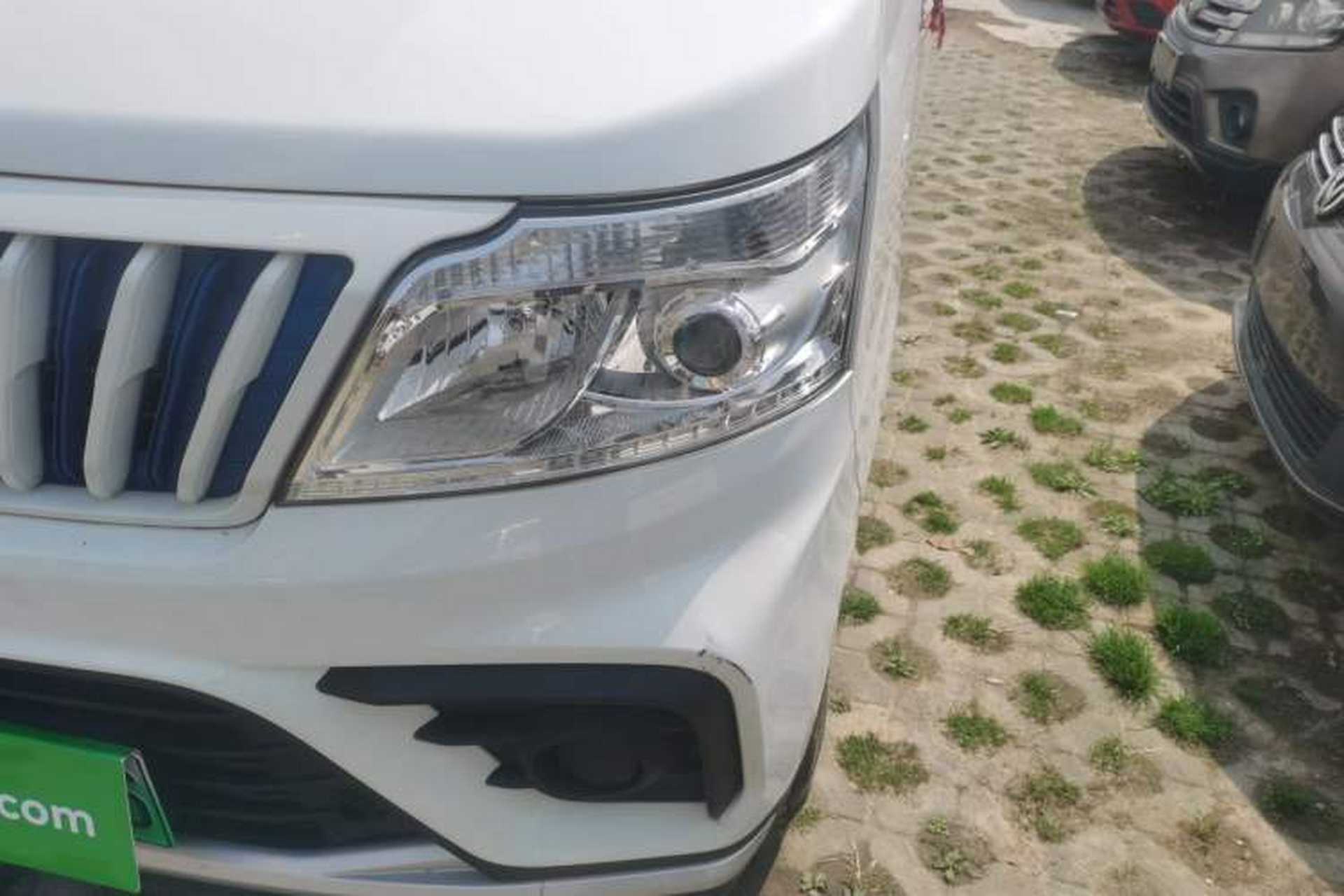 Used CHANGAN KAICHENG Ruixing EM80 2022 Flat-Top Side-Hinged Doors 7 Seats 41.86 kWh Left Front Headlight