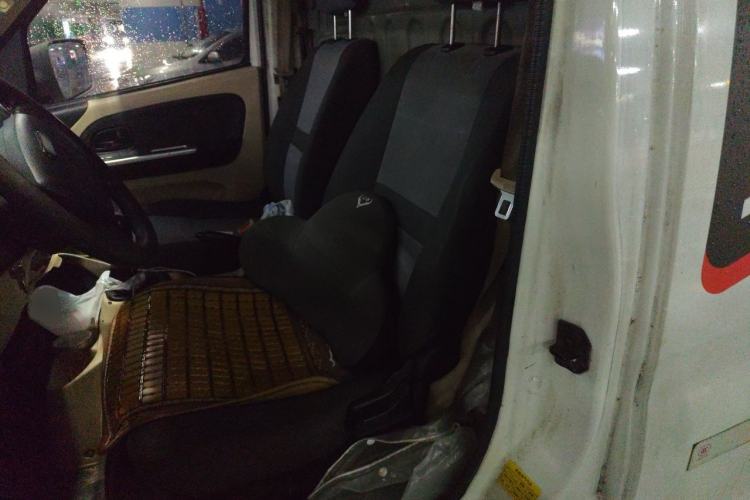 Used CHANGAN KAICHENG Ruixing EM80 2022 Flat-Top Double-Door 2-Seater 60kW 41.86kWh Left Front Seat