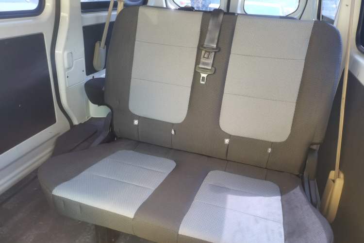 Used CHANGAN KAICHENG Ruixing EM80 2022 Flat-Top Side-Hinged Doors 7 Seats 41.86 kWh Left Rear Seat