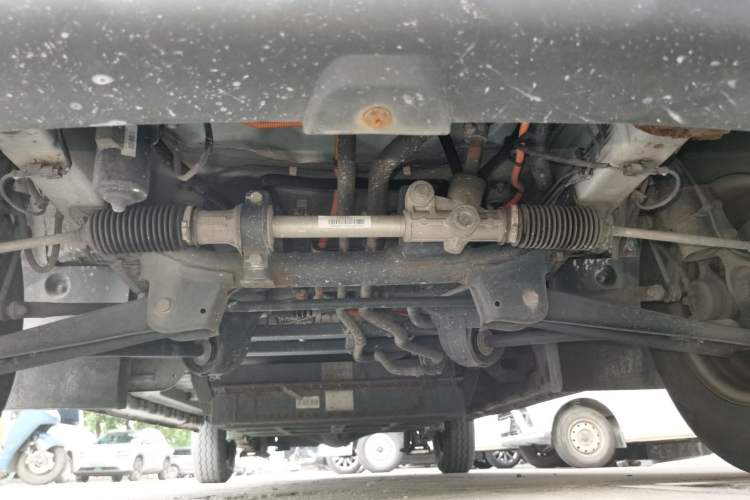 Used CHANGAN KAICHENG Ruixing EM80 2023 Flat Roof with Liftback Doors 7 Seats 41.932 kWh Chassis Front