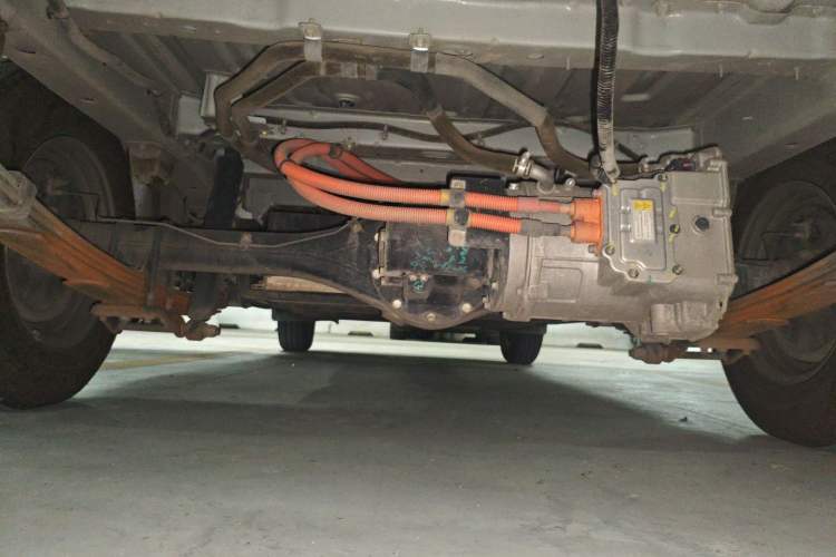Used CHANGAN KAICHENG Ruixing EM80 2023 EM80 Ⅱ Liftback 6-Seater Comfort Model Chassis Rear