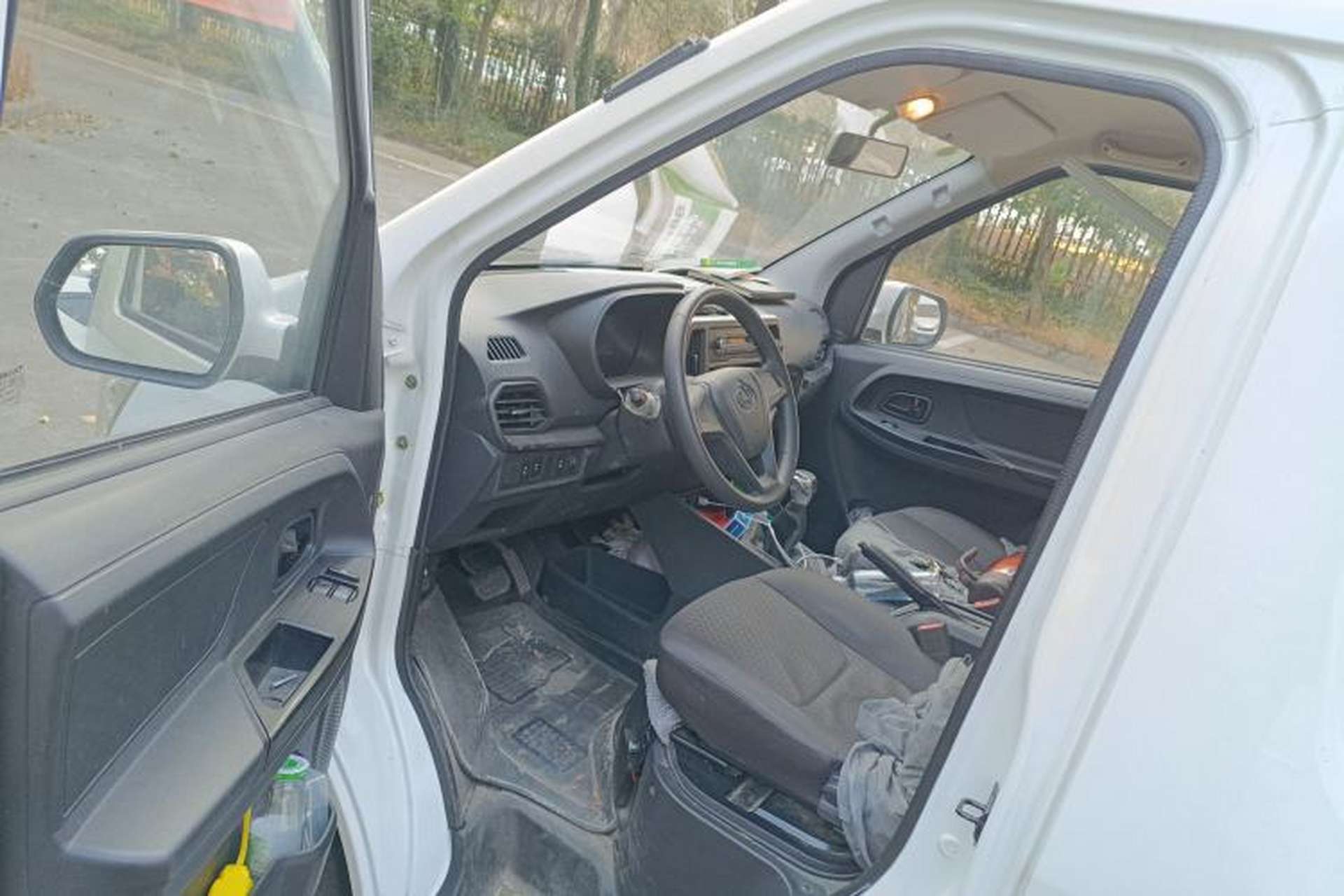 Used CHANGAN KAICHENG Ruixing EM80 2023 EM80 Ⅱ Side-Hinged 7-Seater Comfort Model Driver Seat