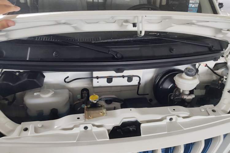 Used CHANGAN KAICHENG Ruixing EM80 2023 Liftback Design 2-Seater Base Version 38.7 kWh Engine Bay
