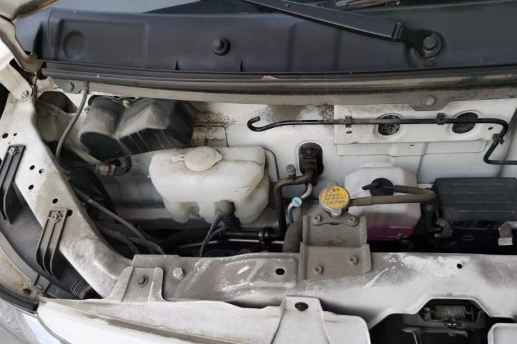 Used CHANGAN KAICHENG Ruixing EM80 2023 Flat Roof with Liftback Doors 7 Seats 41.932 kWh Engine Bay Right