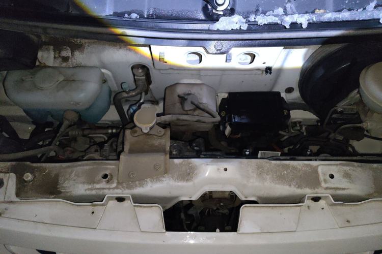 Used CHANGAN KAICHENG Ruixing EM80 2023 EM80 Ⅱ Liftback 6-Seater Comfort Model Engine Bay