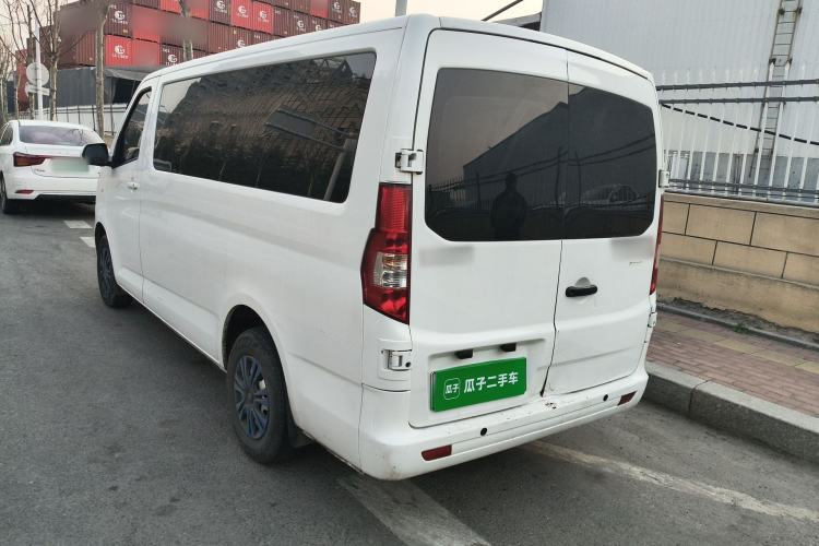Used CHANGAN KAICHENG Ruixing EM80 2023 Side-Hinged 6-Seater Comfort Version 38.7 kWh Exterior 3
