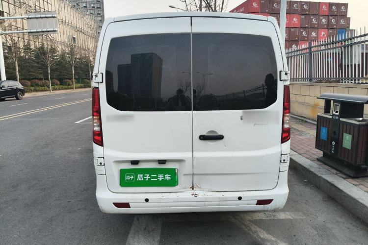 Used CHANGAN KAICHENG Ruixing EM80 2023 Side-Hinged 6-Seater Comfort Version 38.7 kWh Exterior 4