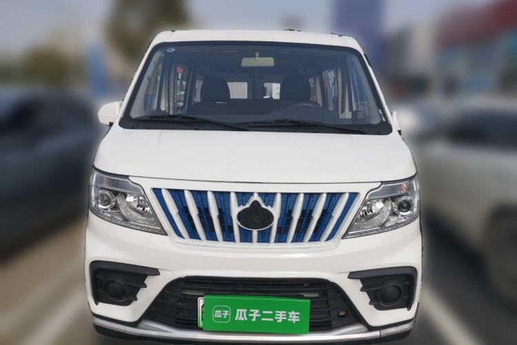 Used CHANGAN KAICHENG Ruixing EM80 2023 Side-Hinged 6-Seater Comfort Version 38.7 kWh Front