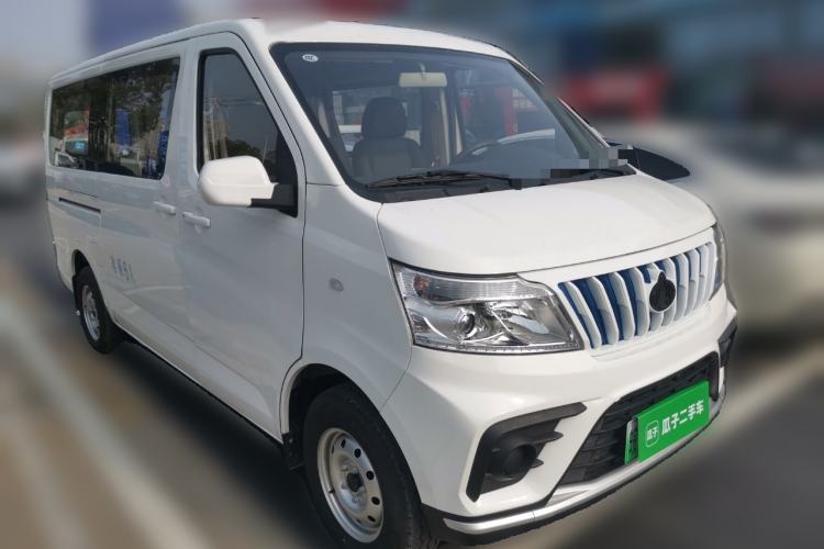 Used CHANGAN KAICHENG Ruixing EM80 2023 Side-Hinged 6-Seater Comfort Version 38.7 kWh Front Right 45 Deg