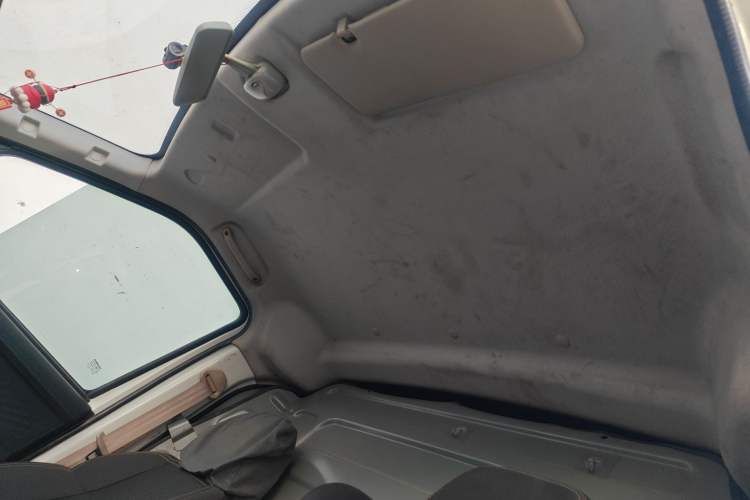 Used CHANGAN KAICHENG Ruixing EM80 2023 Flat-Top Double-Door 2-Seater 60 kW 41.932 kWh Headliner