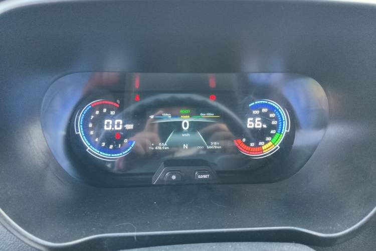 Used CHANGAN KAICHENG Ruixing EM80 2023 Side-Hinged 6-Seater Comfort Version 38.7 kWh Instrument Cluster