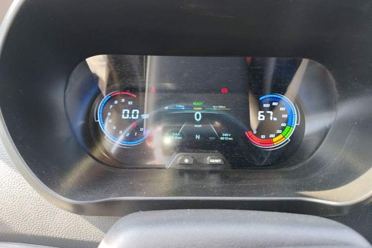 Used CHANGAN KAICHENG Ruixing EM80 2023 EM80 Ⅱ Side-Hinged 7-Seater Comfort Model Instrument Cluster
