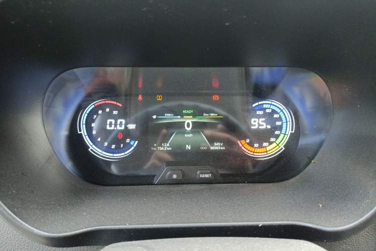 Used CHANGAN KAICHENG Ruixing EM80 2023 EM80 Ⅱ Side-Hinged 7-Seater Comfort Model Instrument Cluster