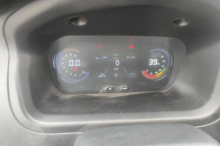 Used CHANGAN KAICHENG Ruixing EM80 2023 Flat-Top Back-Hinged Doors 2 Seats 60 kW 41.932 kWh Instrument Cluster