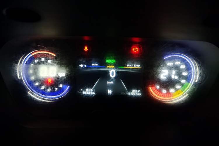 Used CHANGAN KAICHENG Ruixing EM80 2023 Flat-Top Back-Hinged Doors 2 Seats 60 kW 41.932 kWh Instrument Cluster