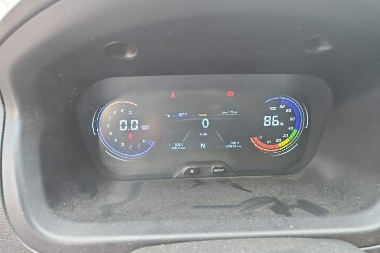 Used CHANGAN KAICHENG Ruixing EM80 2023 Flat-Top Double-Door 2-Seater 60 kW 41.932 kWh Instrument Cluster