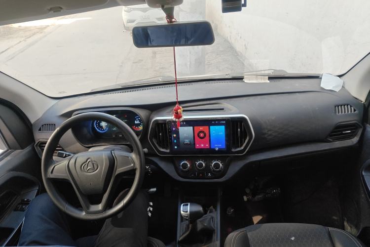 Used CHANGAN KAICHENG Ruixing EM80 2023 Flat-Top Double-Door 2-Seater 60 kW 41.932 kWh Interior 2