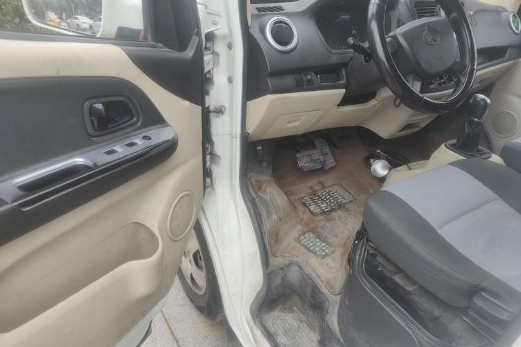 Used CHANGAN KAICHENG Ruixing EM80 2023 Flat-Top Back-Hinged Doors 2 Seats 60 kW 41.932 kWh Interior 3