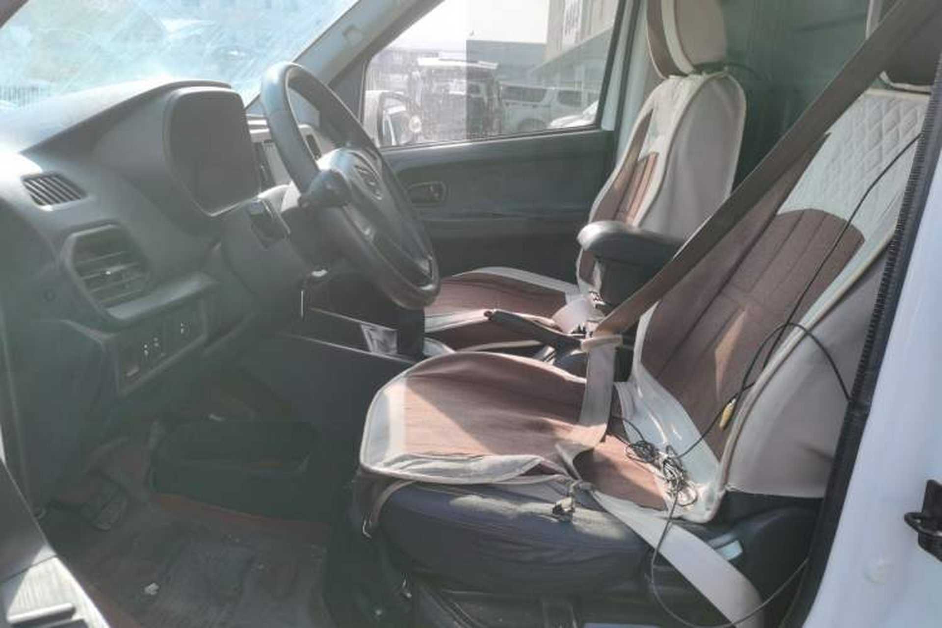 Used CHANGAN KAICHENG Ruixing EM80 2023 Flat-Top Double-Door 2-Seater 60 kW 41.932 kWh Left Front Seat
