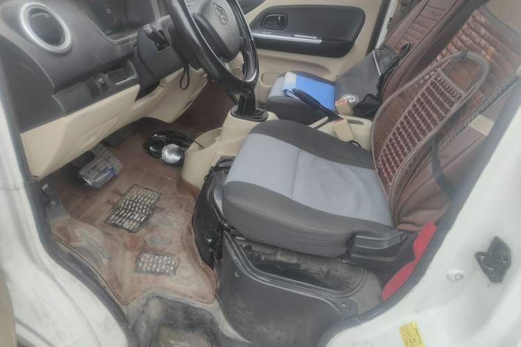 Used CHANGAN KAICHENG Ruixing EM80 2023 Flat-Top Back-Hinged Doors 2 Seats 60 kW 41.932 kWh Left Front Seat