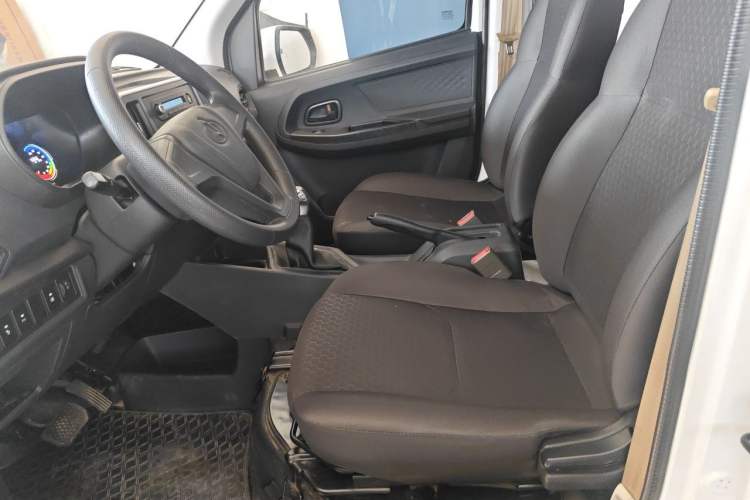 Used CHANGAN KAICHENG Ruixing EM80 2023 EM80 Ⅱ Side-Hinged 7-Seater Comfort Model Left Front Seat