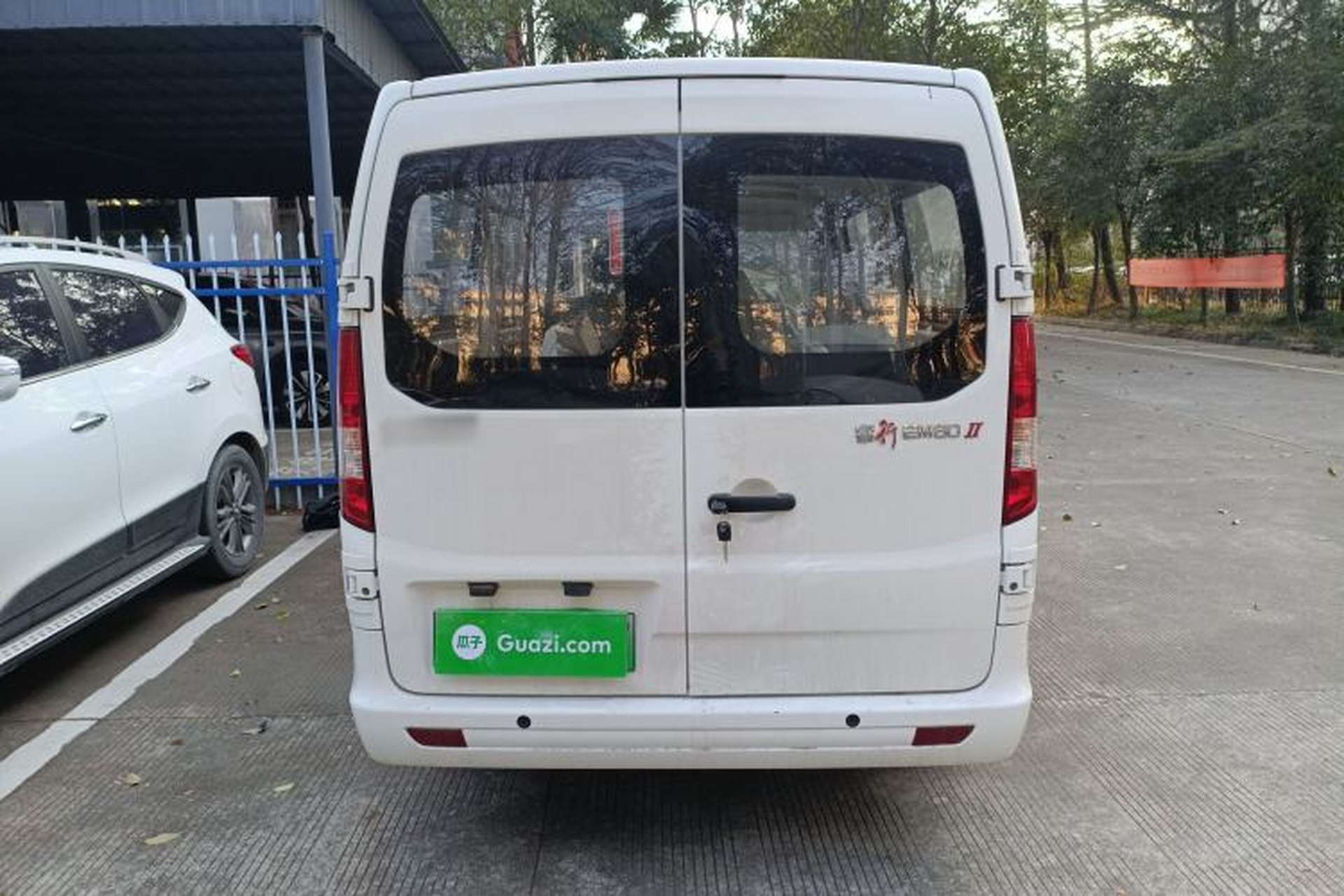 Used CHANGAN KAICHENG Ruixing EM80 2023 EM80 Ⅱ Side-Hinged 7-Seater Comfort Model Rear