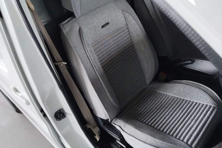 Used CHANGAN KAICHENG Ruixing EM80 2023 Liftback Design 2-Seater Base Version 38.7 kWh Right Front Seat