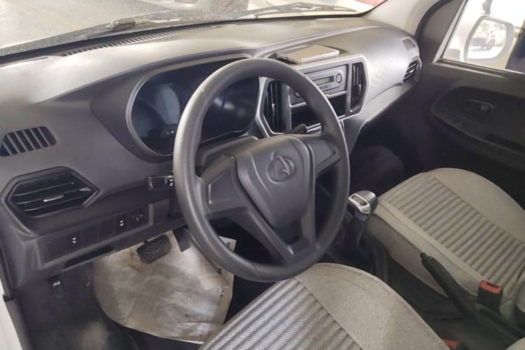 Used CHANGAN KAICHENG Ruixing EM80 2023 Liftback Design 2-Seater Base Version 38.7 kWh Steering Wheel
