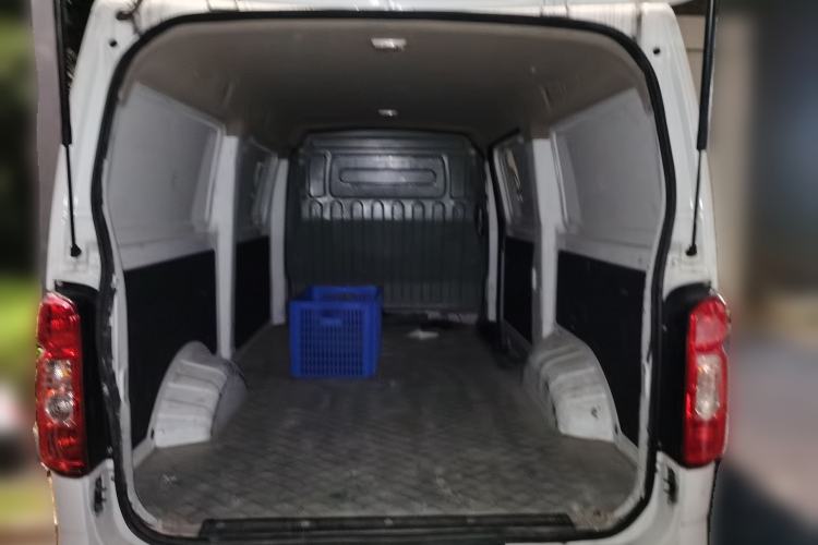 Used CHANGAN KAICHENG Ruixing EM80 2023 Flat-Top Back-Hinged Doors 2 Seats 60 kW 41.932 kWh Trunk