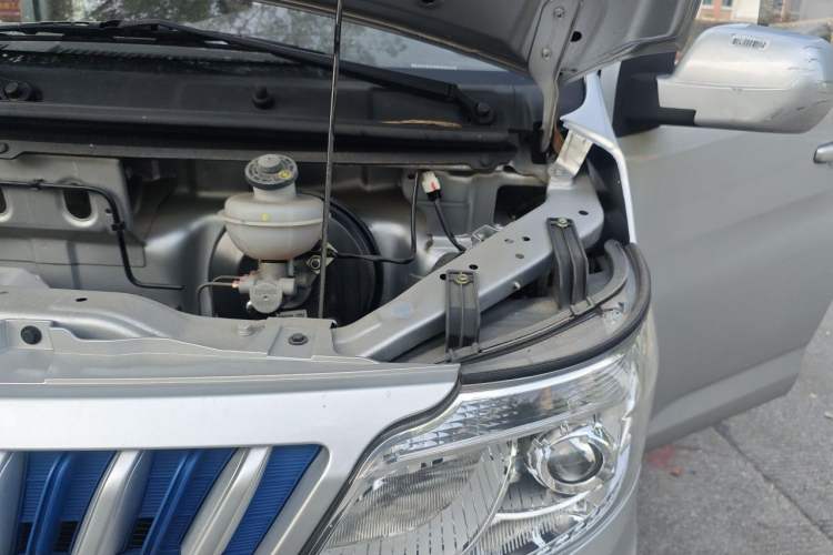 Used CHANGAN KAICHENG Ruixing EM80 2024 Comfort-Style 6-Seater 41.86 kWh Engine Bay Left