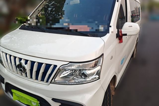 Used CHANGAN KAICHENG Ruixing EM80 2024 Comfort-Style 6-Seater 41.86 kWh