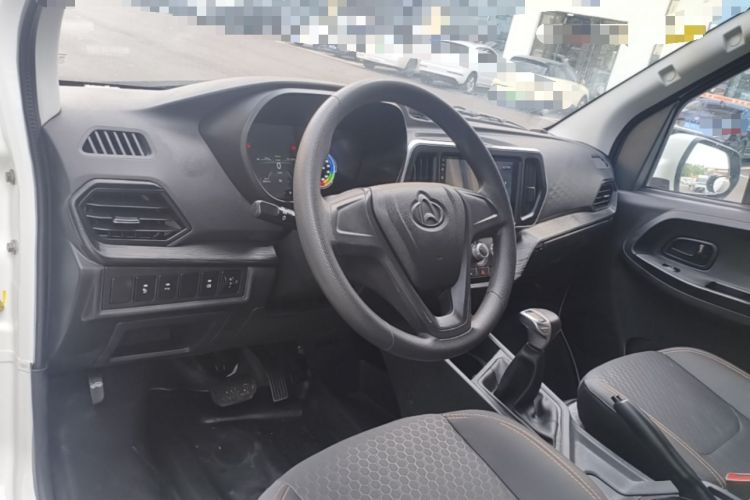 Used CHANGAN KAICHENG Ruixing EM80 2024 Standard Edition 2 Seats 41.86 kWh Center Console