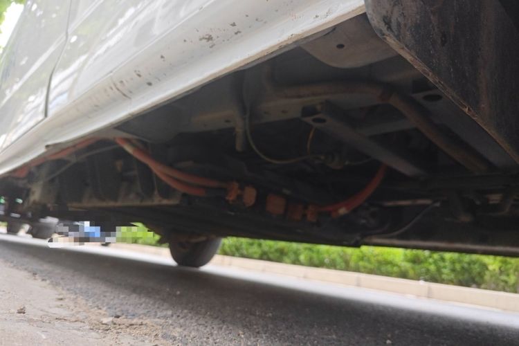 Used CHANGAN KAICHENG Ruixing EM80 2024 Comfort-Style 6-Seater 41.86 kWh Chassis Front Right