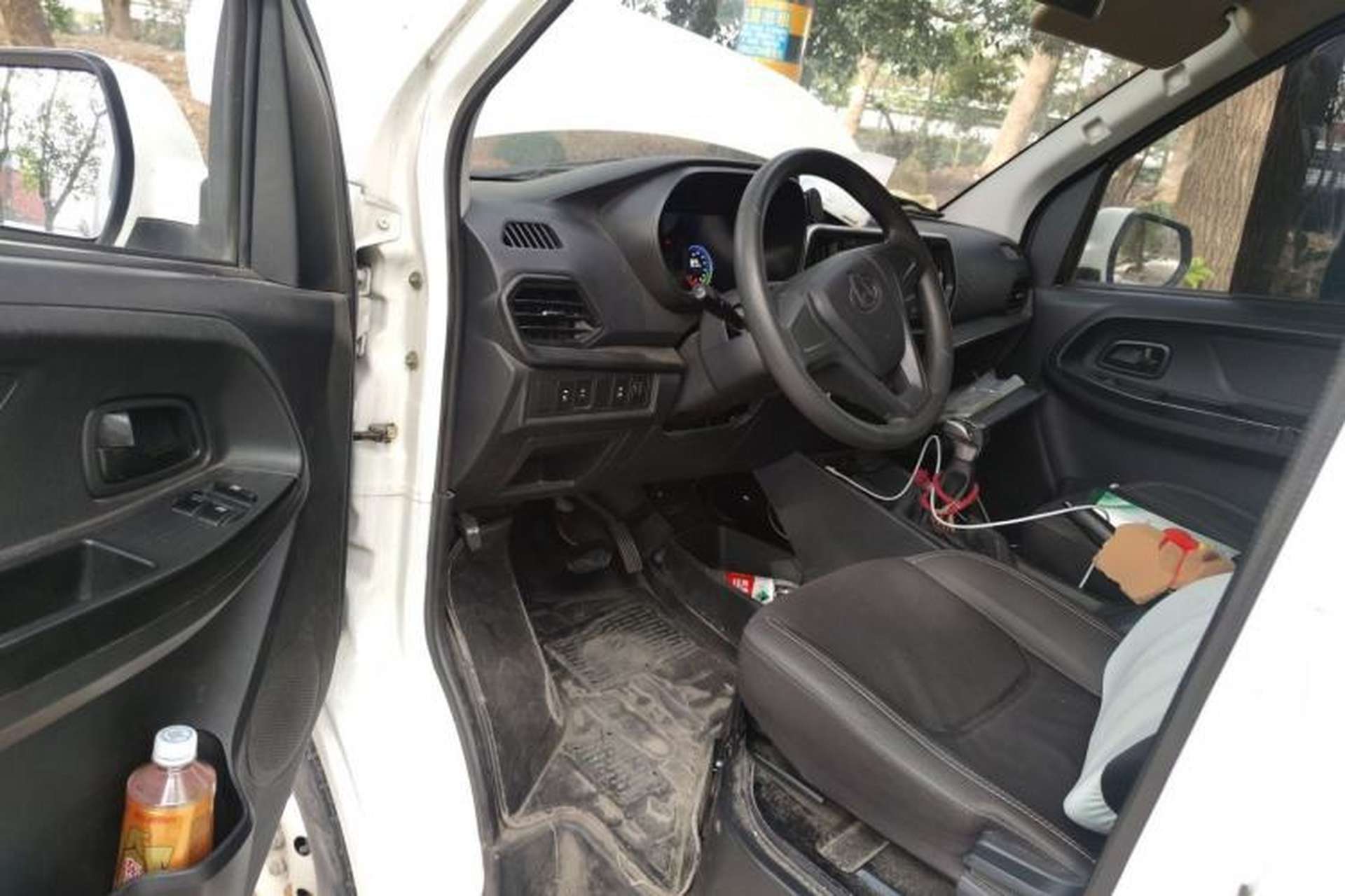 Used CHANGAN KAICHENG Ruixing EM80 2024 Comfort-Style 6-Seater 41.86 kWh Driver Seat
