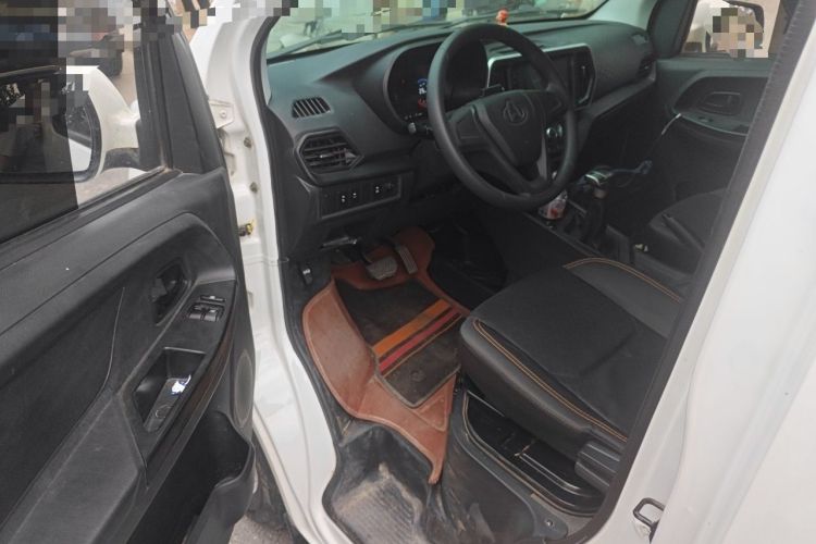 Used CHANGAN KAICHENG Ruixing EM80 2024 Comfort-Style 6-Seater 41.86 kWh Driver Seat
