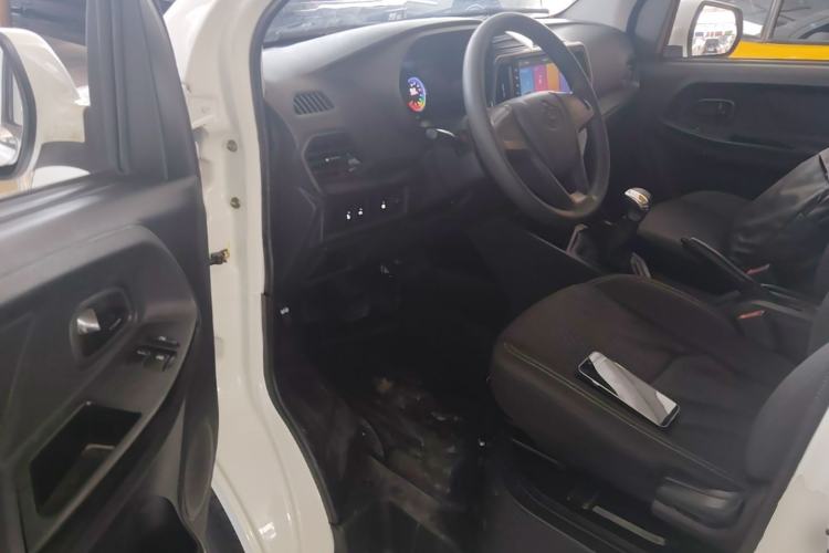 Used CHANGAN KAICHENG Ruixing EM80 2024 Comfort-Style 6-Seater 41.86 kWh Driver Seat