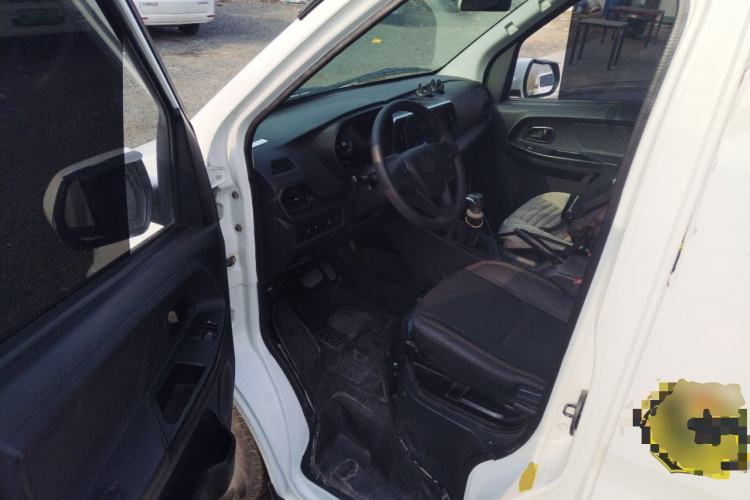 Used CHANGAN KAICHENG Ruixing EM80 2024 Comfort-Style 6-Seater 41.86 kWh Driver Seat