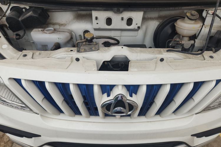 Used CHANGAN KAICHENG Ruixing EM80 2024 Comfort-Style 6-Seater 41.86 kWh Engine Bay