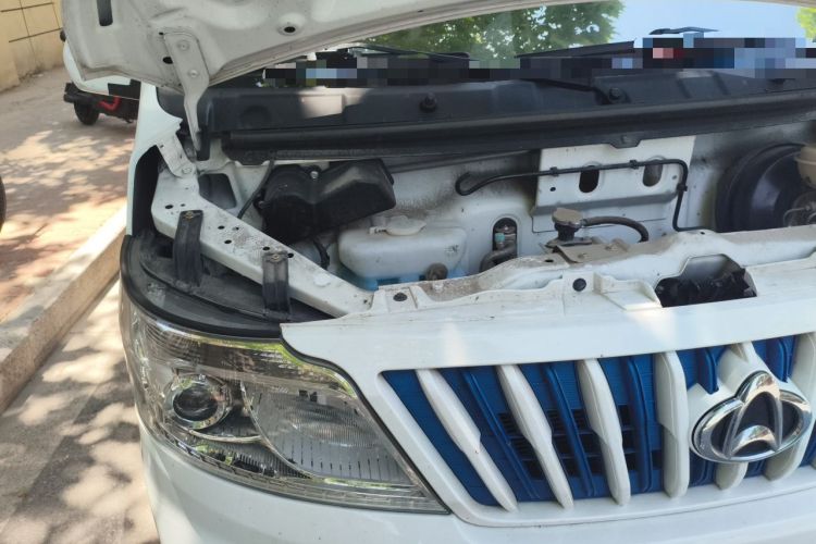 Used CHANGAN KAICHENG Ruixing EM80 2024 Comfort-Style 6-Seater 41.86 kWh Engine Bay Right