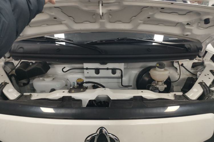 Used CHANGAN KAICHENG Ruixing EM80 2024 Liftback Comfort Version 6 Seats 41.86 kWh Engine Bay