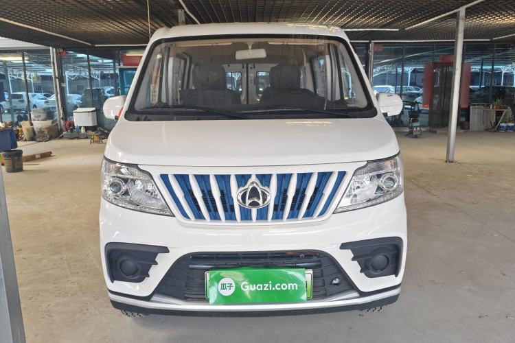 Used CHANGAN KAICHENG Ruixing EM80 2024 Comfort-Style 6-Seater 41.86 kWh Exterior 1