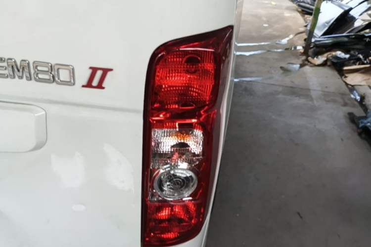 Used CHANGAN KAICHENG Ruixing EM80 2024 Liftback Comfort Version 6 Seats 41.86 kWh Exterior 3