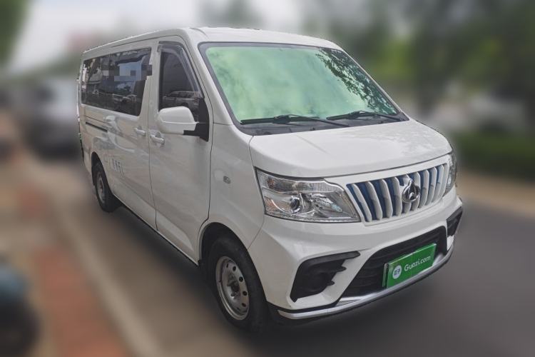 Used CHANGAN KAICHENG Ruixing EM80 2024 Comfort-Style 6-Seater 41.86 kWh Front Right 45 Deg