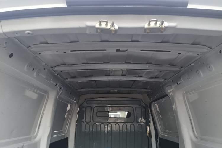 Used CHANGAN KAICHENG Ruixing EM80 2024 Standard Edition 2 Seats 41.86 kWh Headliner