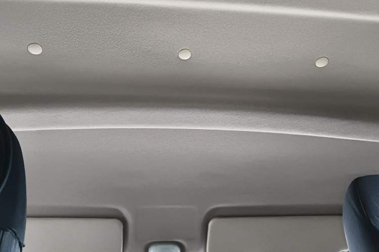 Used CHANGAN KAICHENG Ruixing EM80 2024 Comfort-Style 6-Seater 41.86 kWh Headliner